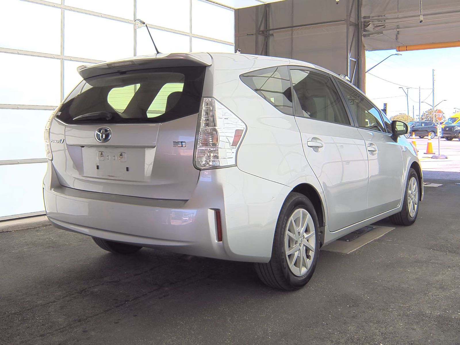 2012 Toyota Prius v Three FWD