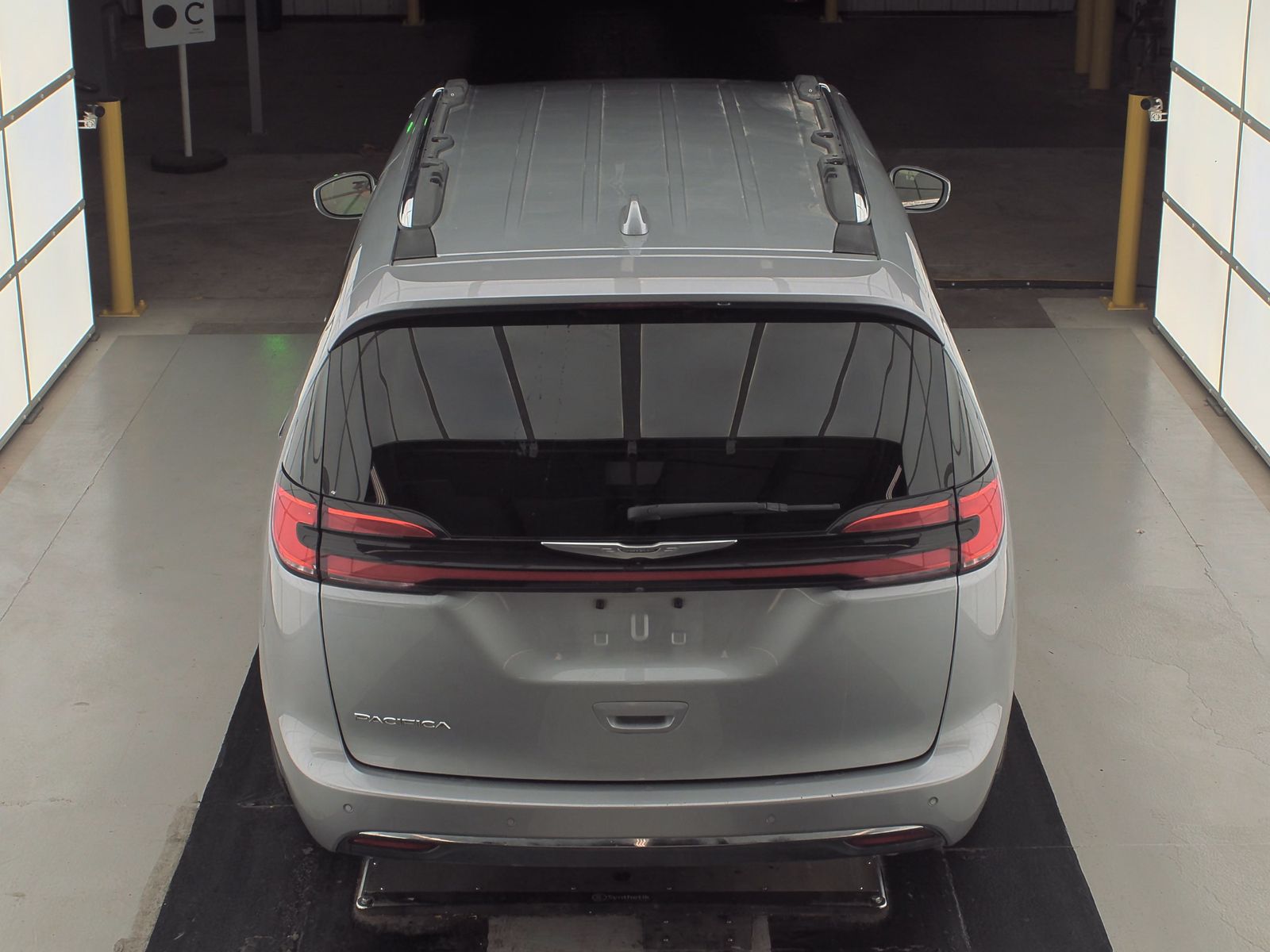 2021 Chrysler Pacifica Touring L FWD