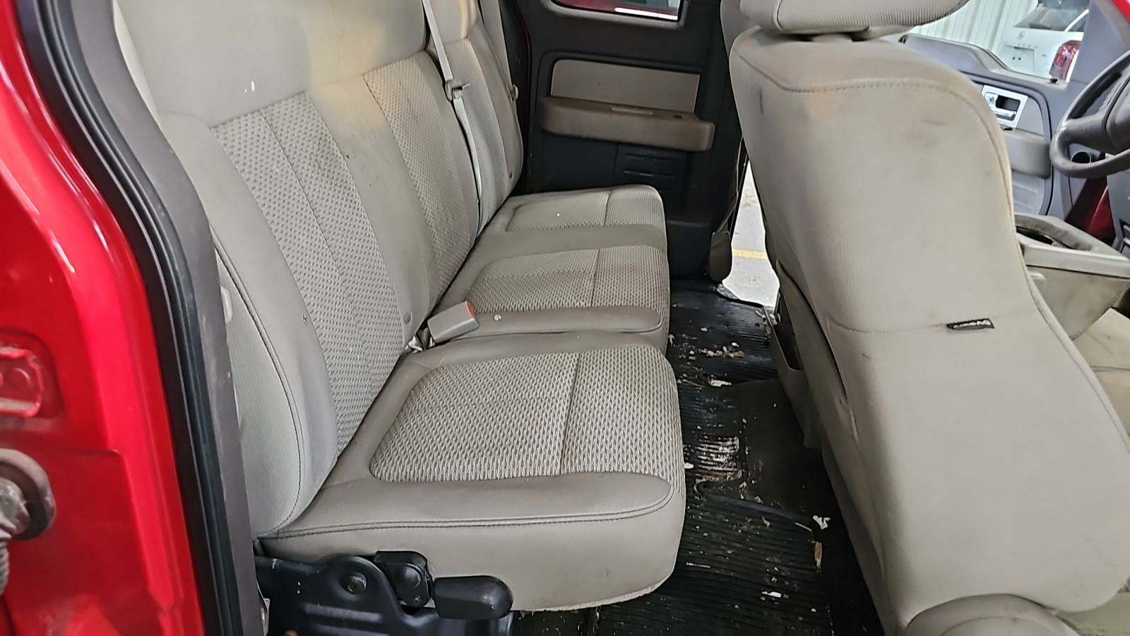 2010 Ford F-150 XLT RWD