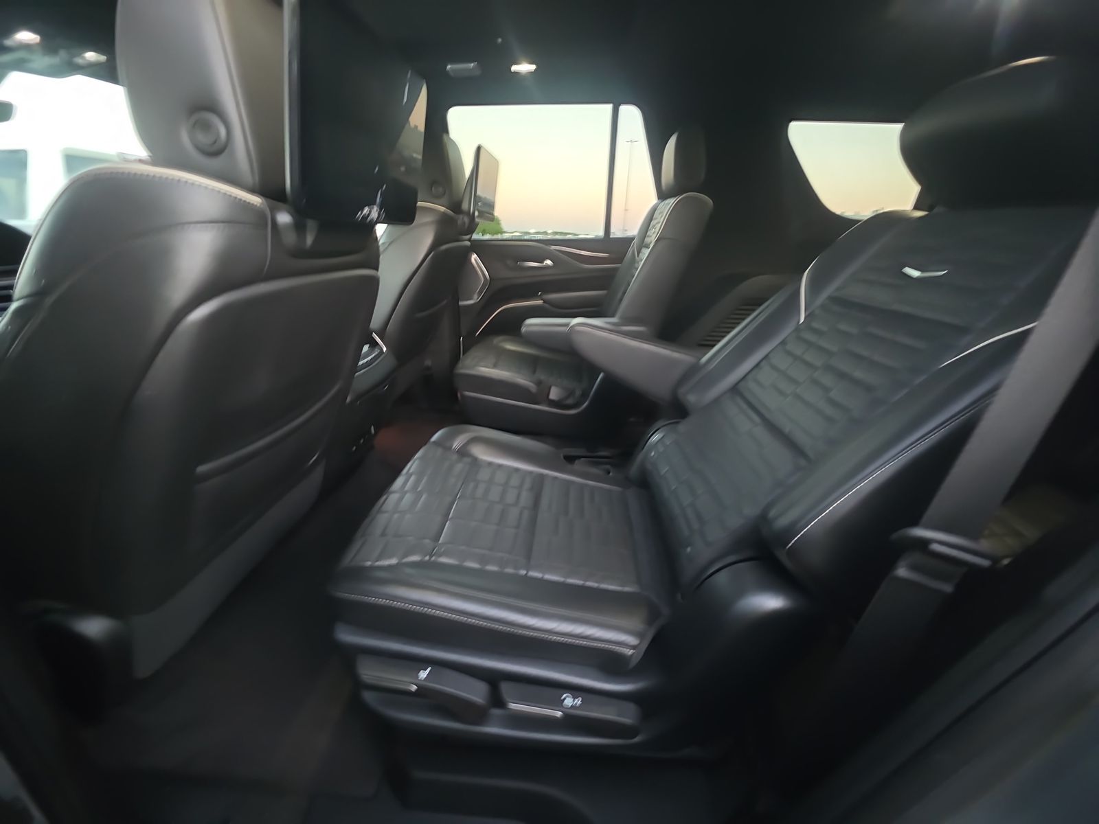 2022 Cadillac Escalade Sport Platinum AWD