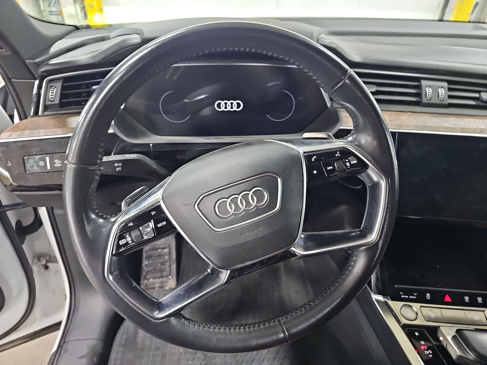 2019 Audi e-tron Premium Plus AWD