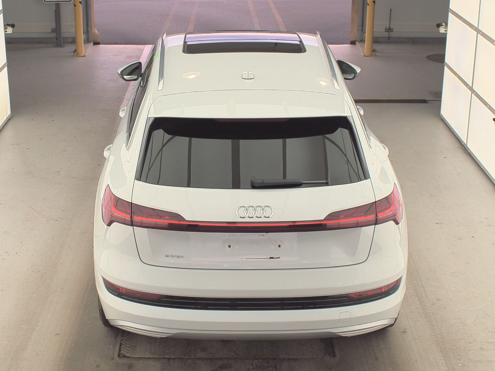 2019 Audi e-tron Premium Plus AWD