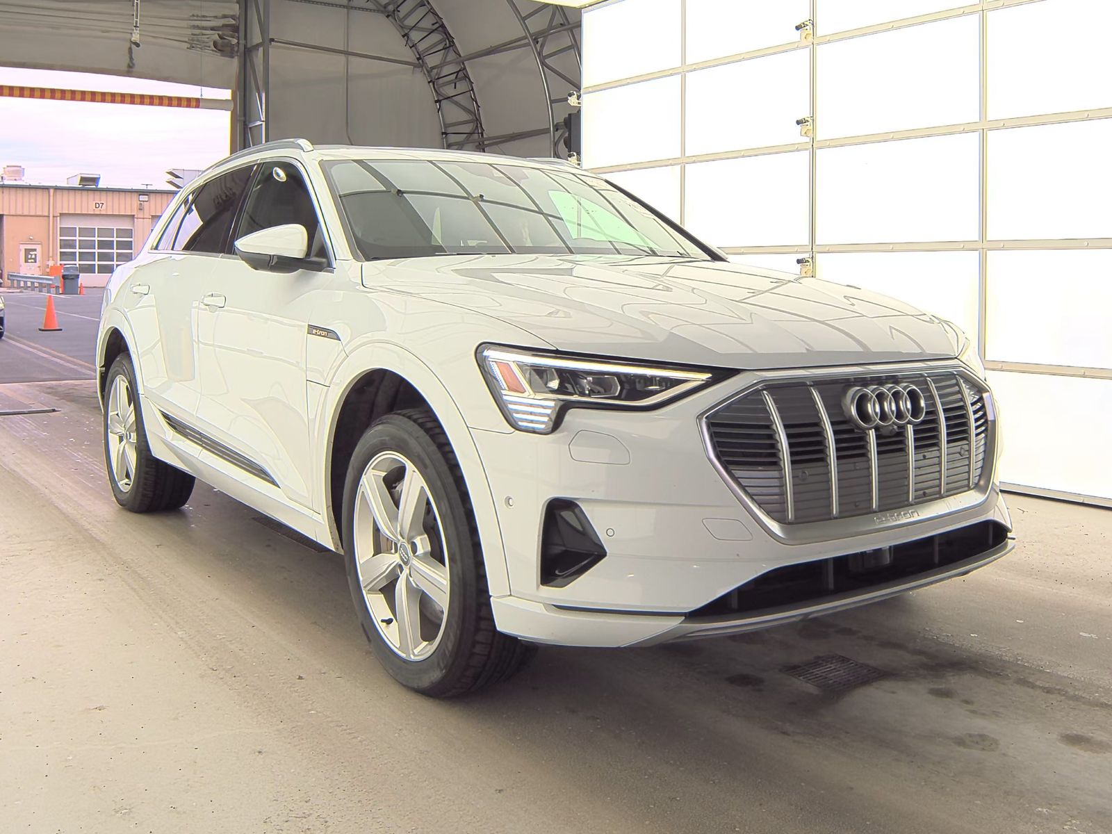 2019 Audi e-tron Premium Plus AWD