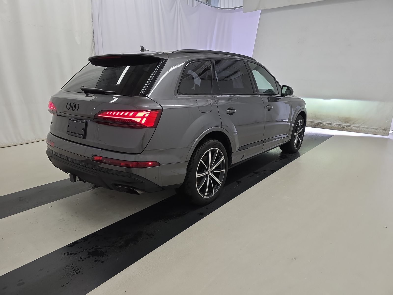 2025 Audi Q7 Premium Plus AWD