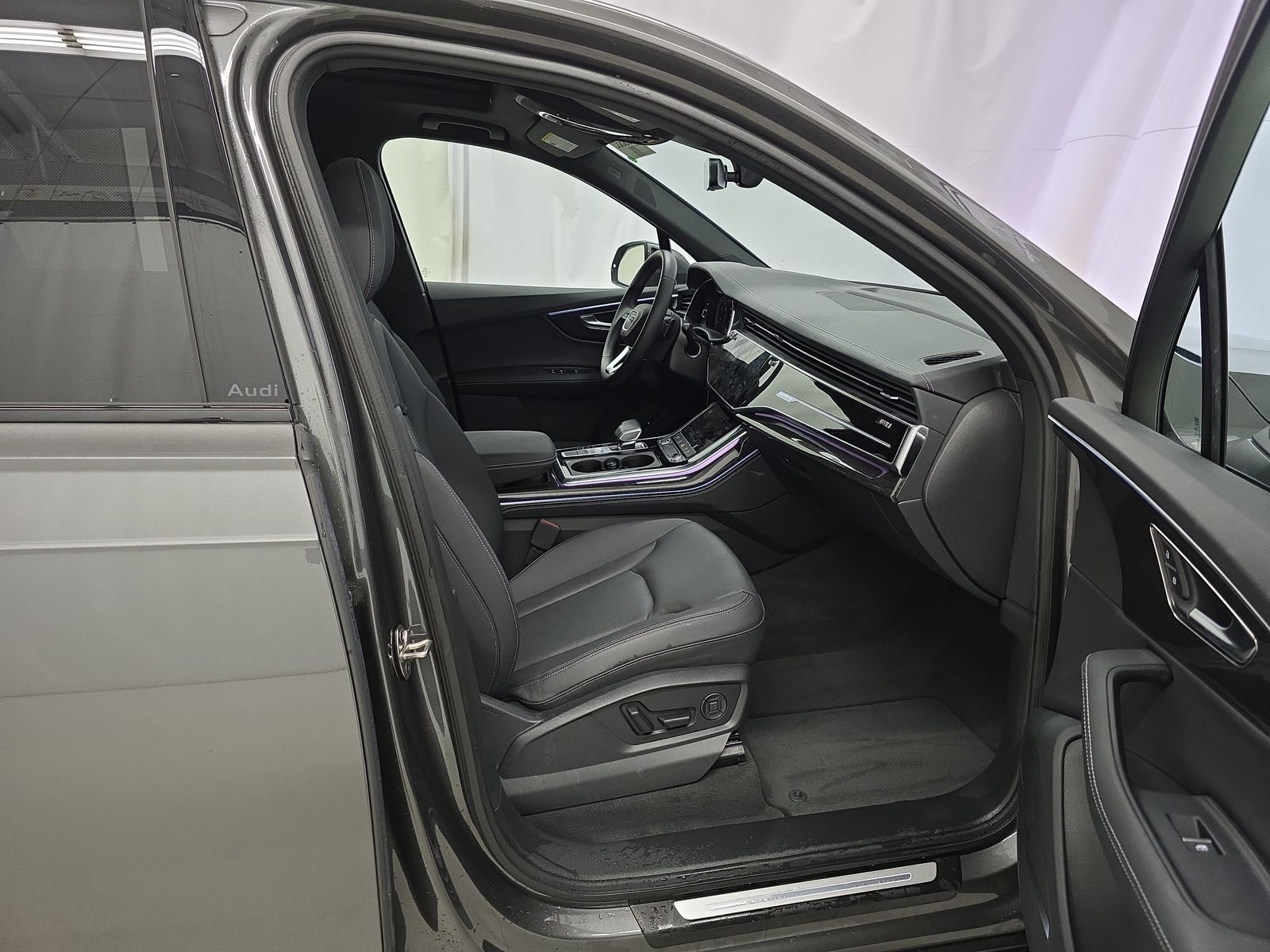 2025 Audi Q7 Premium Plus AWD