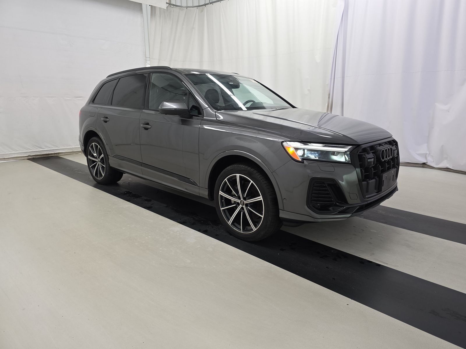 2025 Audi Q7 Premium Plus AWD