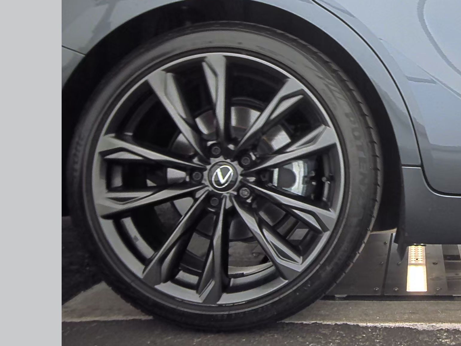 2024 Lexus IS IS 350 F SPORT Design RWD