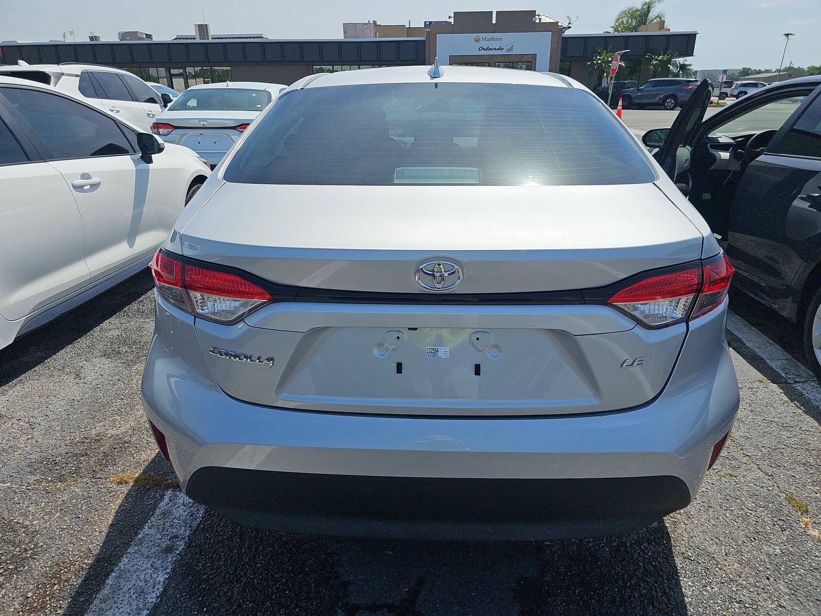 2024 Toyota Corolla LE FWD