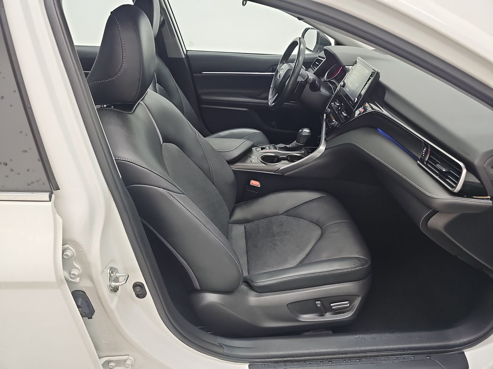 2022 Toyota Camry XSE AWD