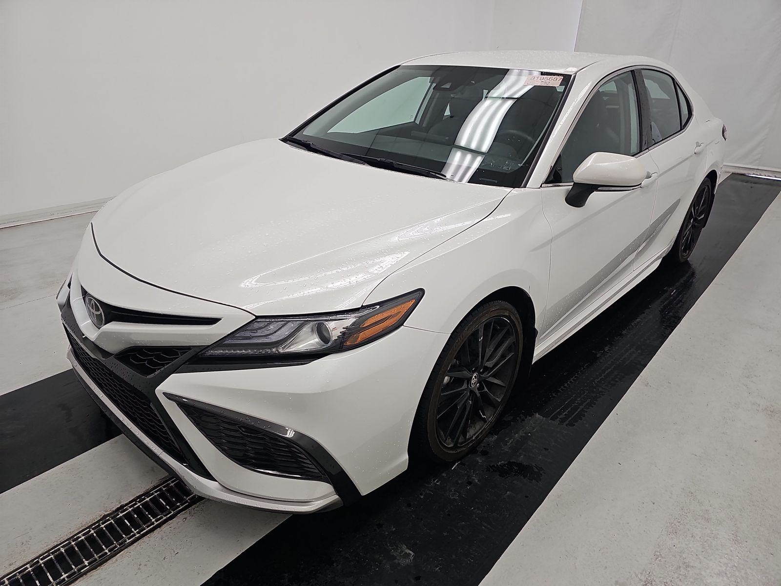 2022 Toyota Camry XSE AWD