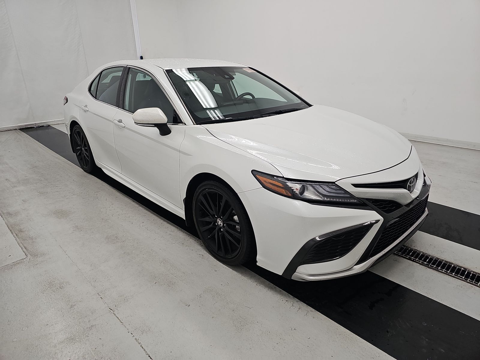 2022 Toyota Camry XSE AWD