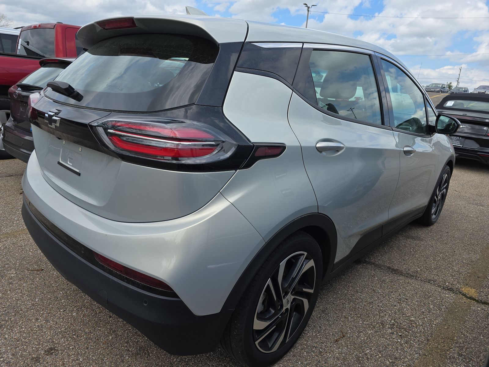 2023 Chevrolet Bolt EV 2LT FWD