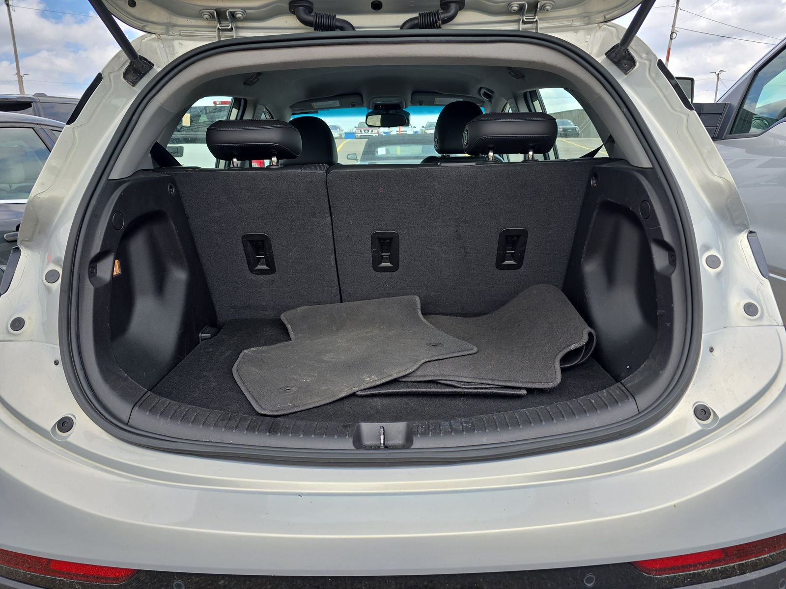 2023 Chevrolet Bolt EV 2LT FWD