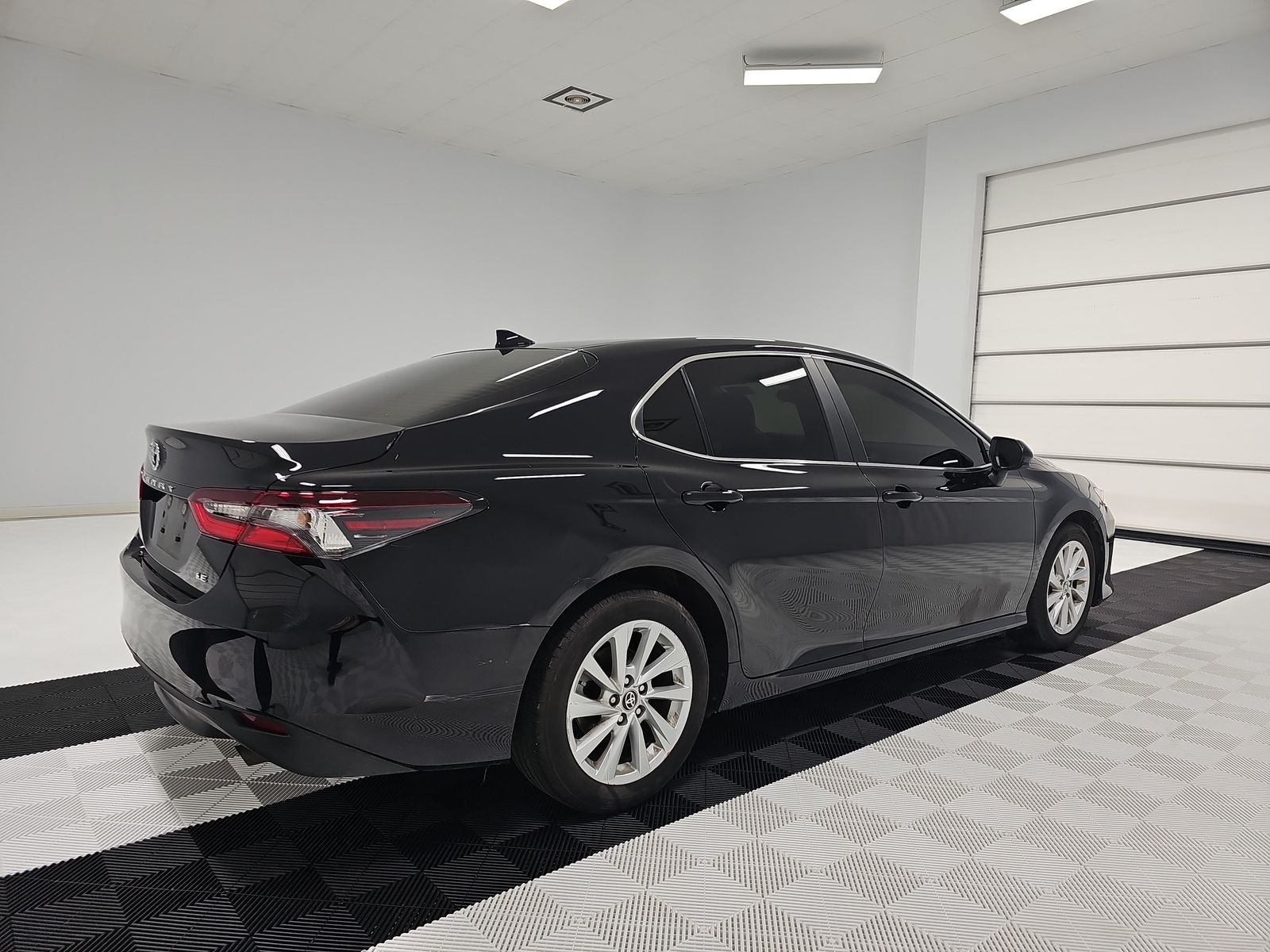 2024 Toyota Camry LE FWD