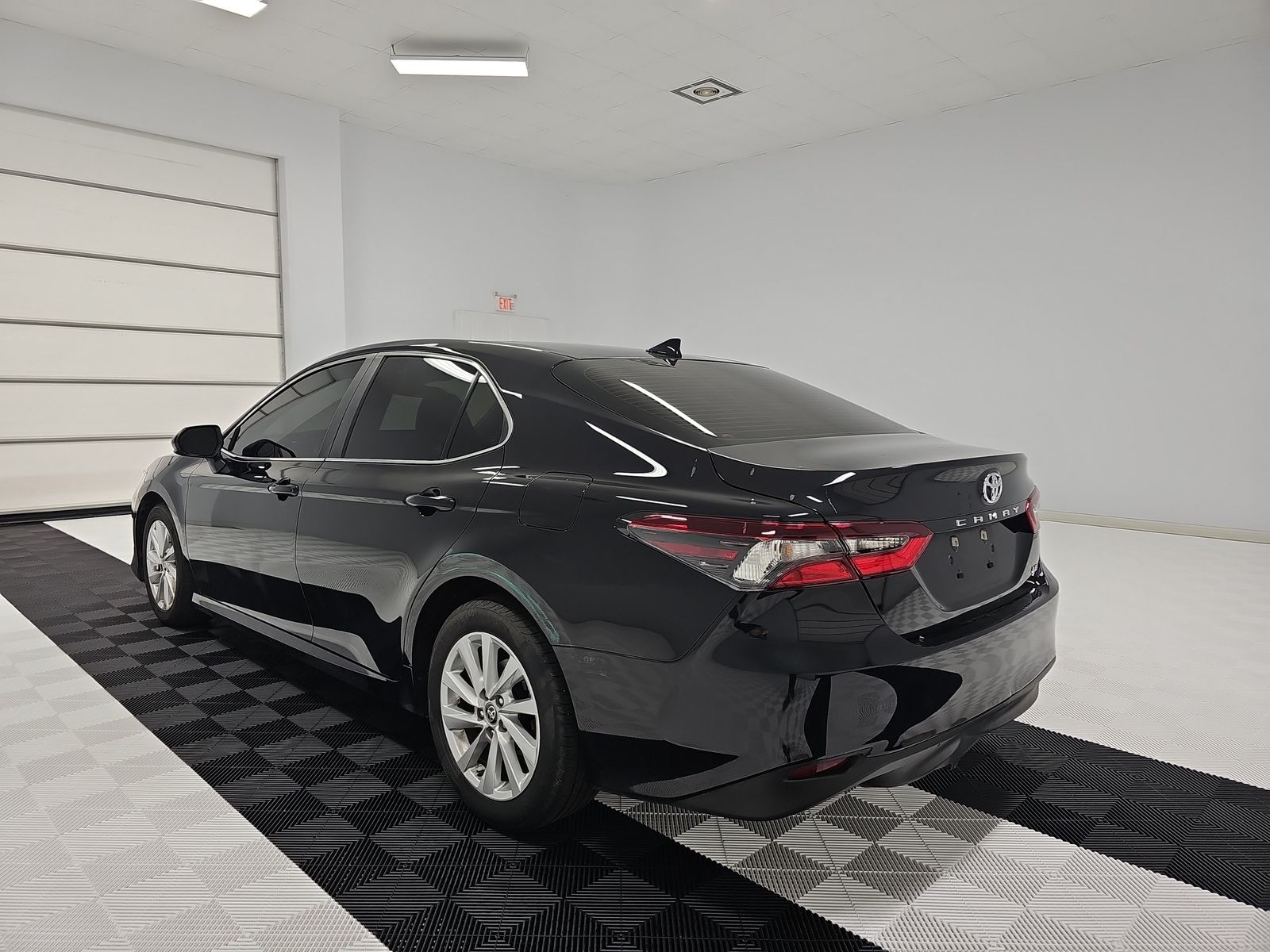 2024 Toyota Camry LE FWD