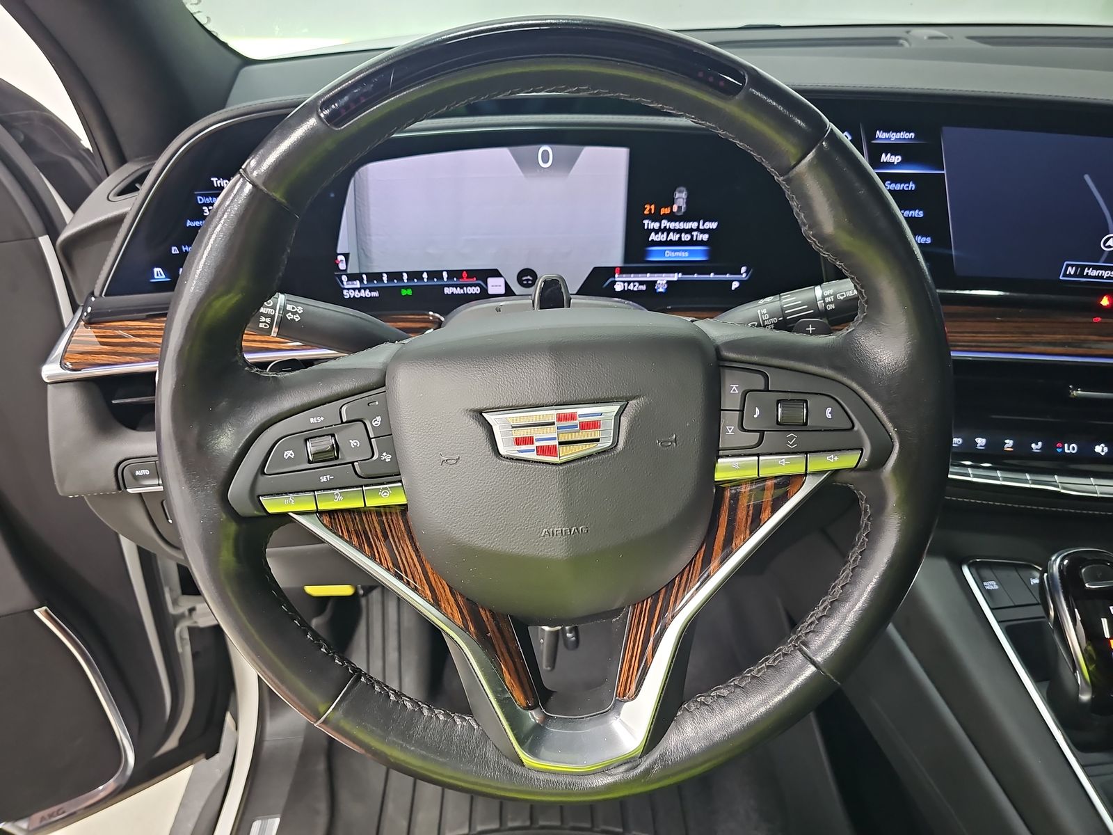 2022 Cadillac Escalade ESV Premium Luxury AWD