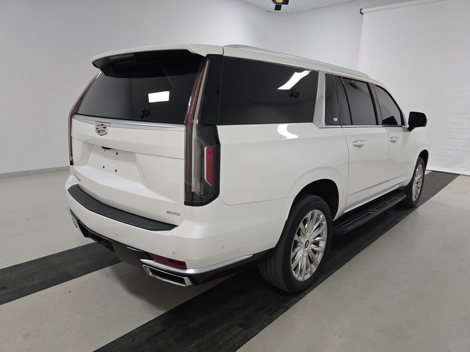 2022 Cadillac Escalade ESV Premium Luxury AWD