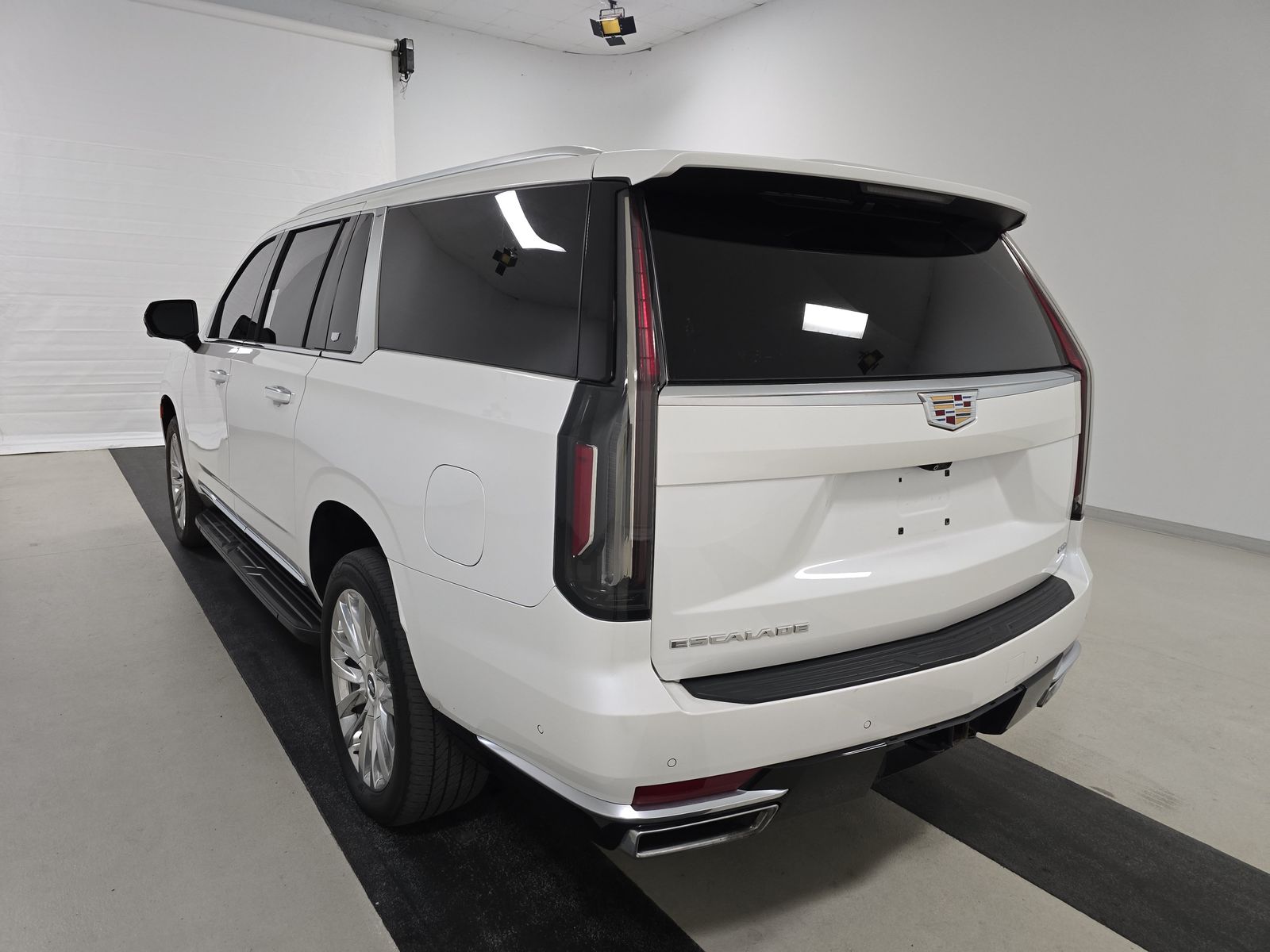 2022 Cadillac Escalade ESV Premium Luxury AWD