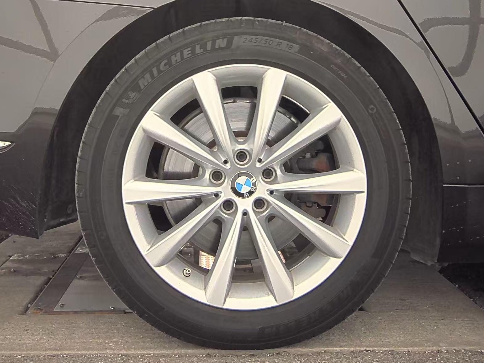 2017 BMW 7 Series 750i xDrive AWD