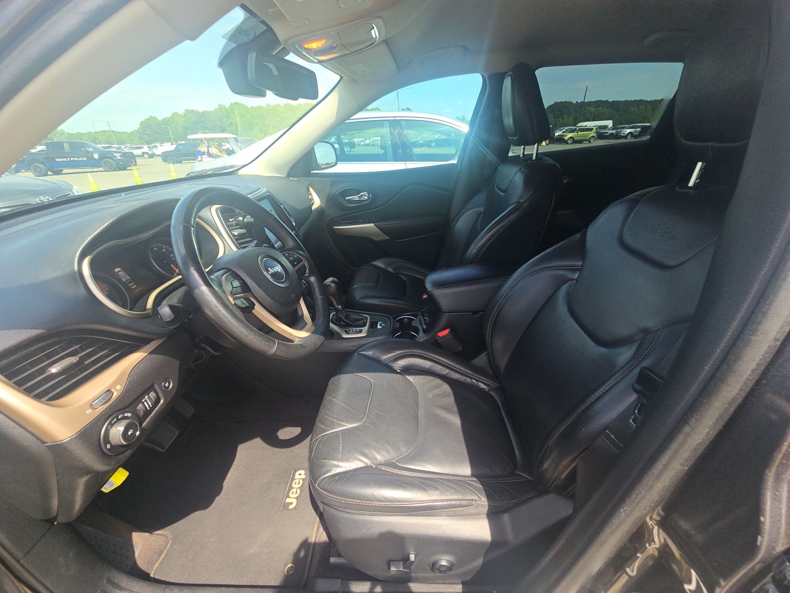 2018 Jeep Cherokee Limited FWD