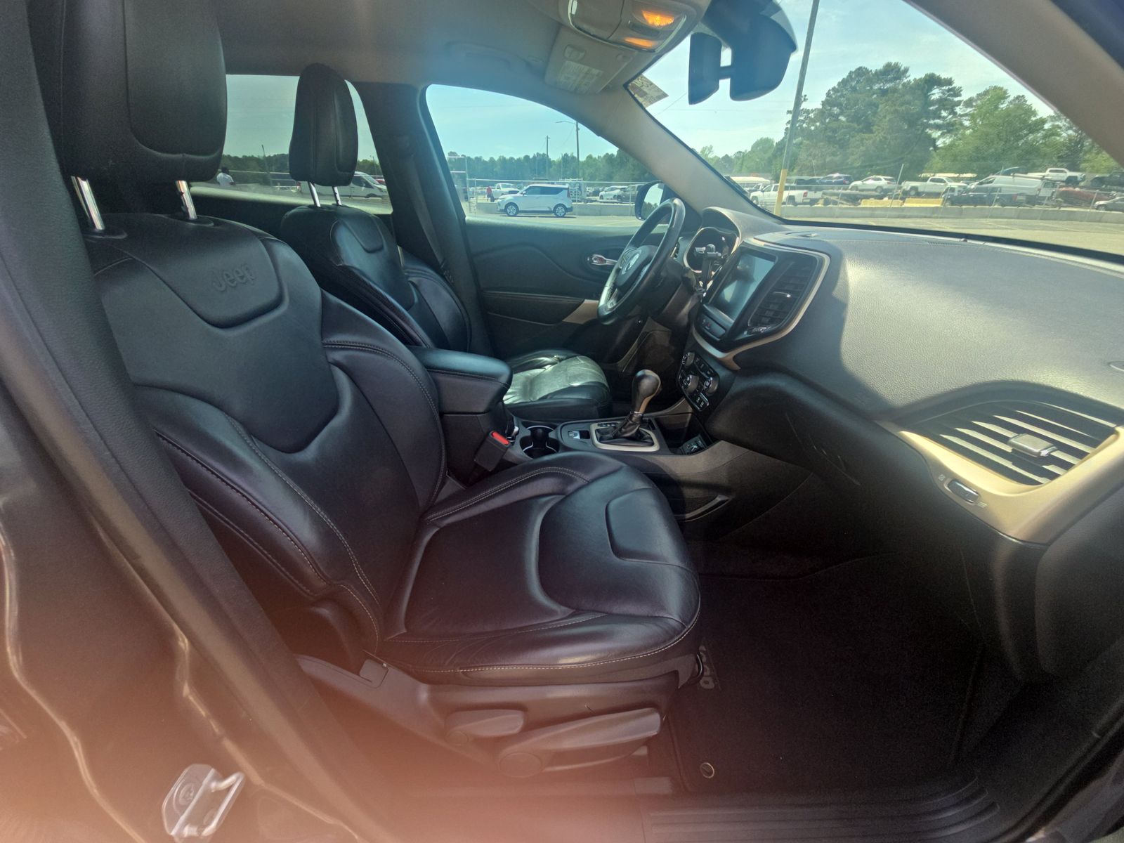 2018 Jeep Cherokee Limited FWD