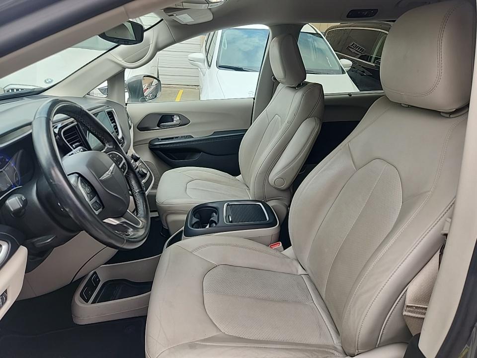 2021 Chrysler Pacifica Touring L FWD