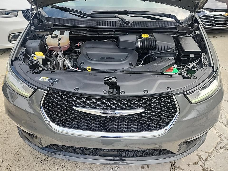 2021 Chrysler Pacifica Touring L FWD