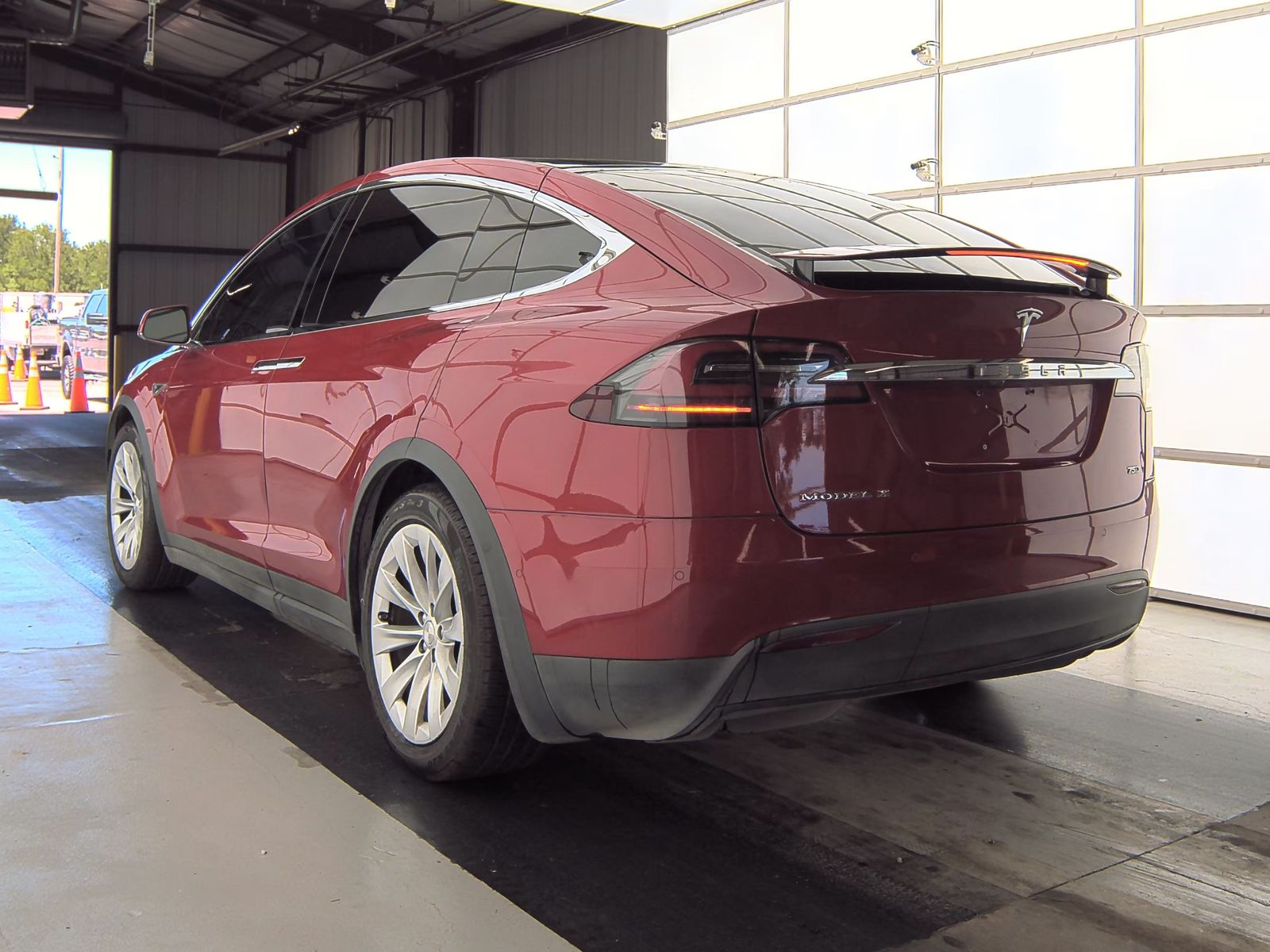 2016 Tesla Model X 75D AWD