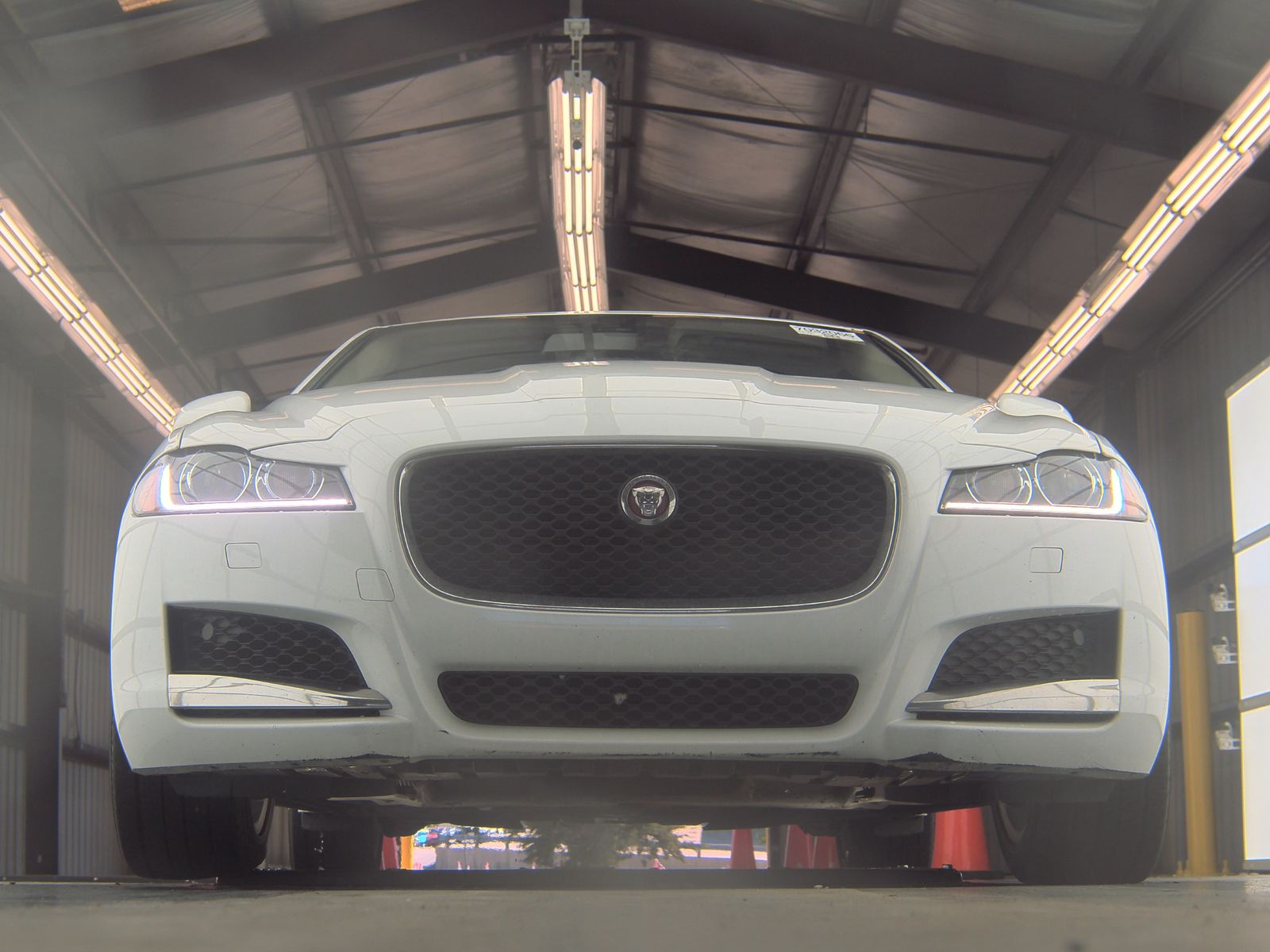 2018 Jaguar XF 25t RWD