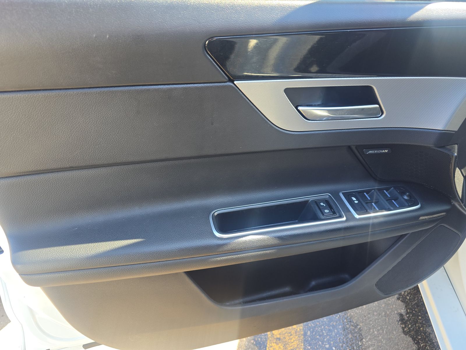 2018 Jaguar XF 25t RWD