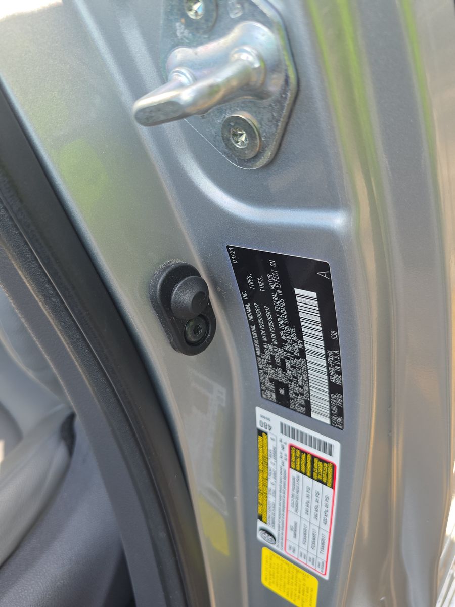 2021 Toyota Sienna XLE FWD