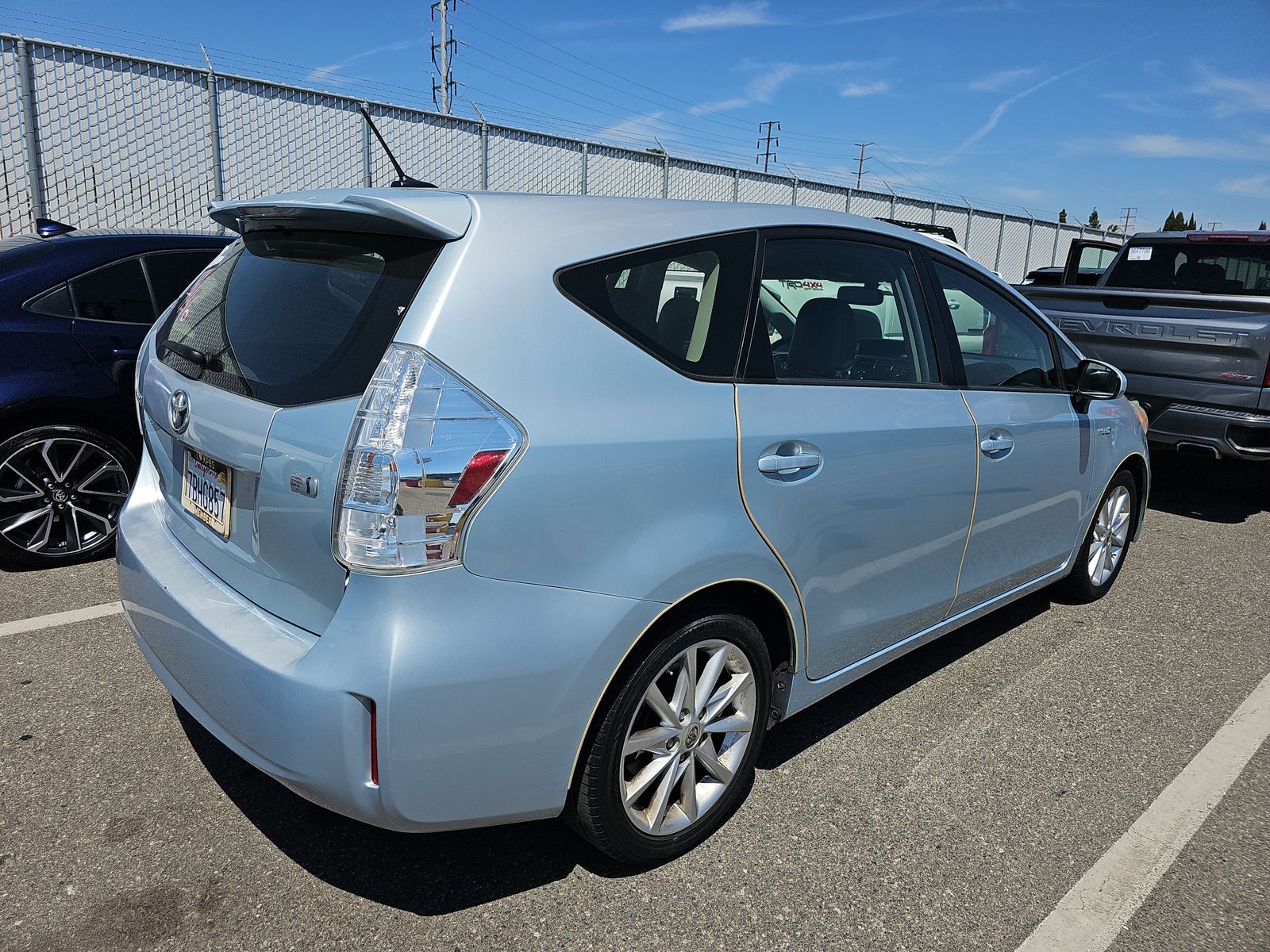 2013 Toyota Prius v Five FWD