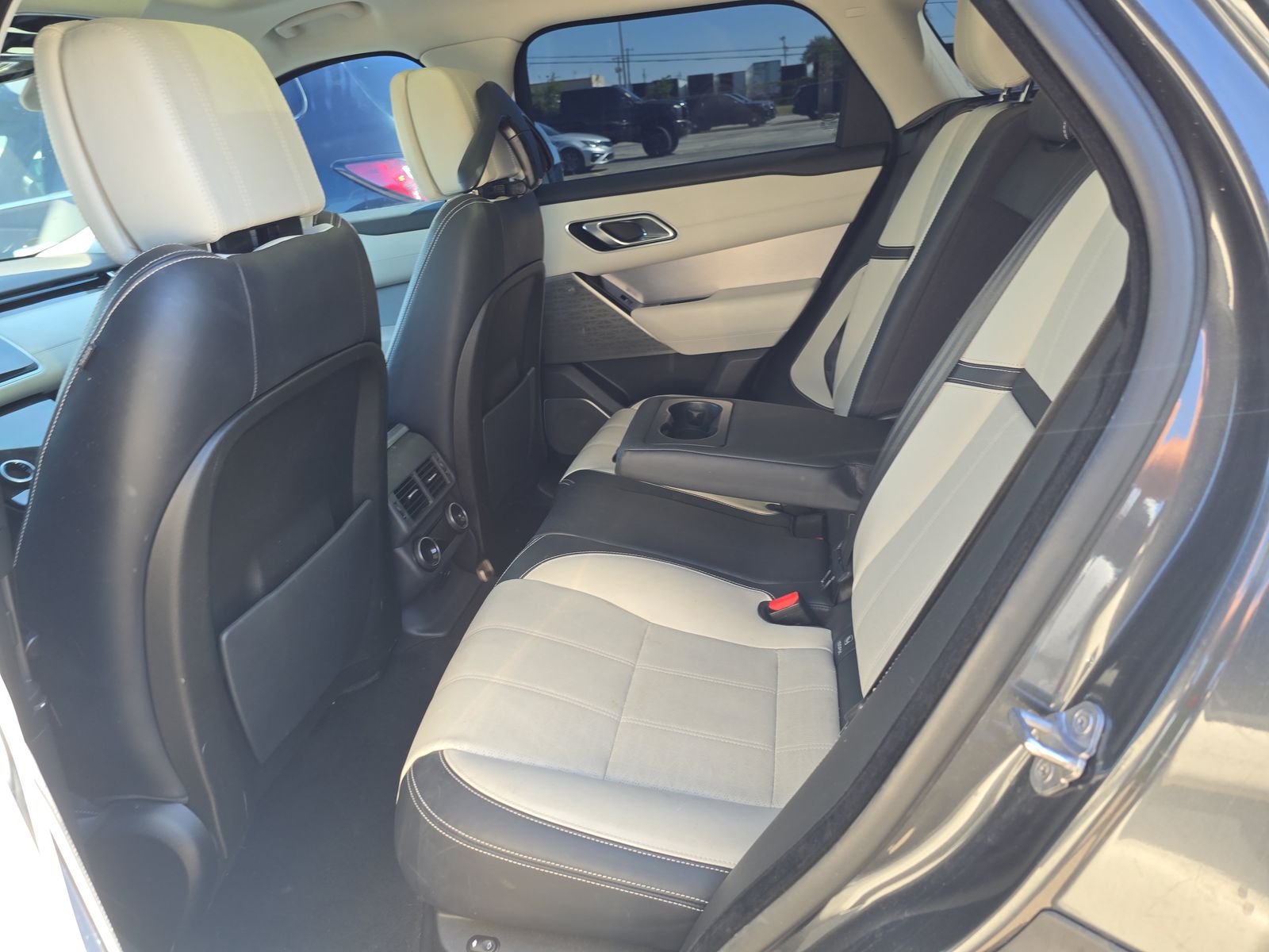 2018 Land Rover Range Rover Velar R-Dynamic HSE AWD