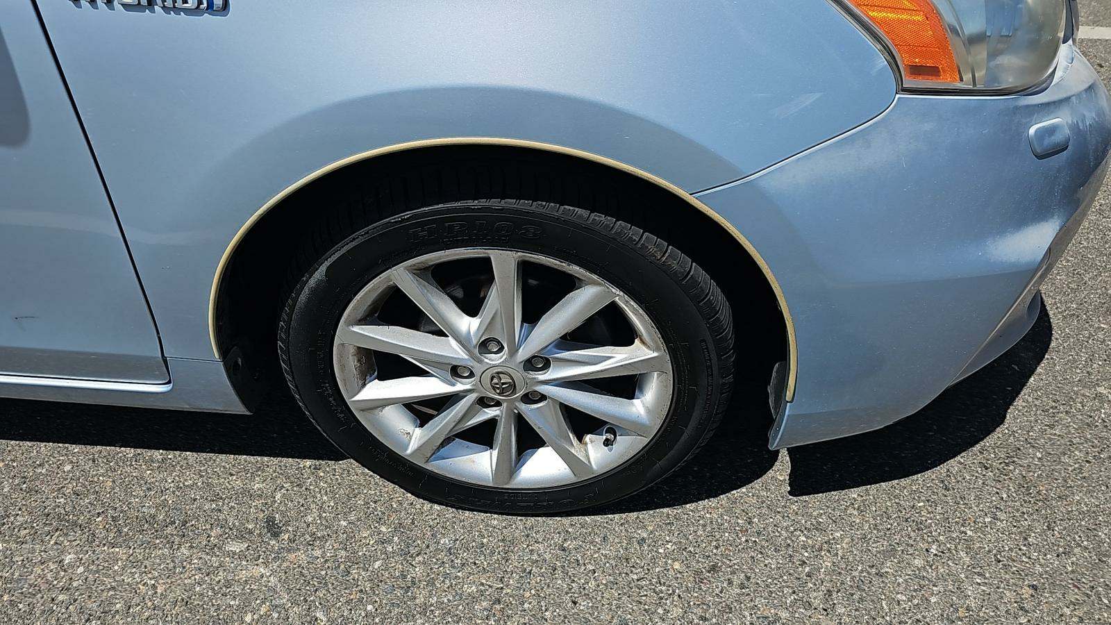 2013 Toyota Prius v Five FWD