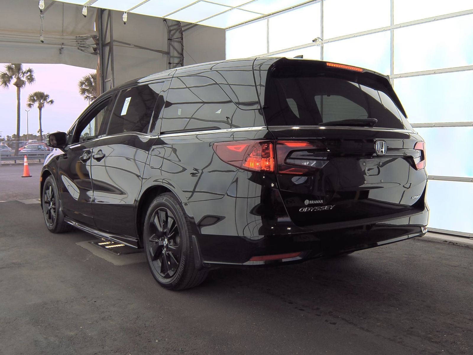 2023 Honda Odyssey Sport FWD