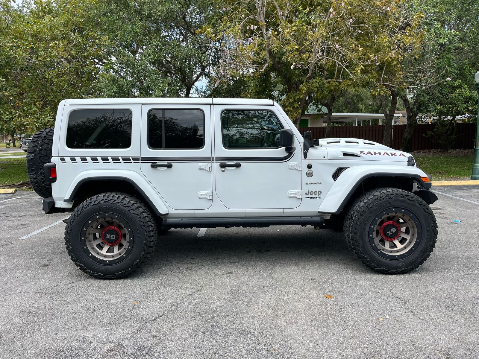2019 Jeep Wrangler Unlimited Sahara AWD