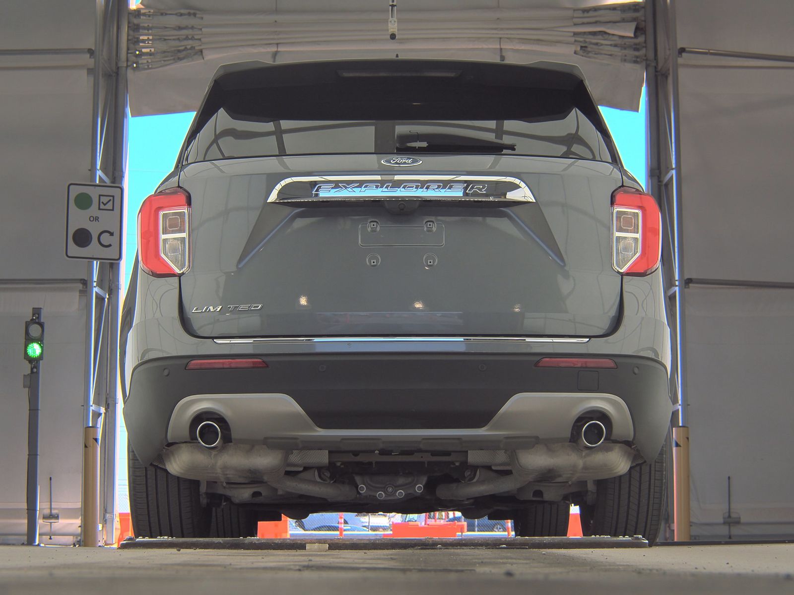 2022 Ford Explorer Limited RWD