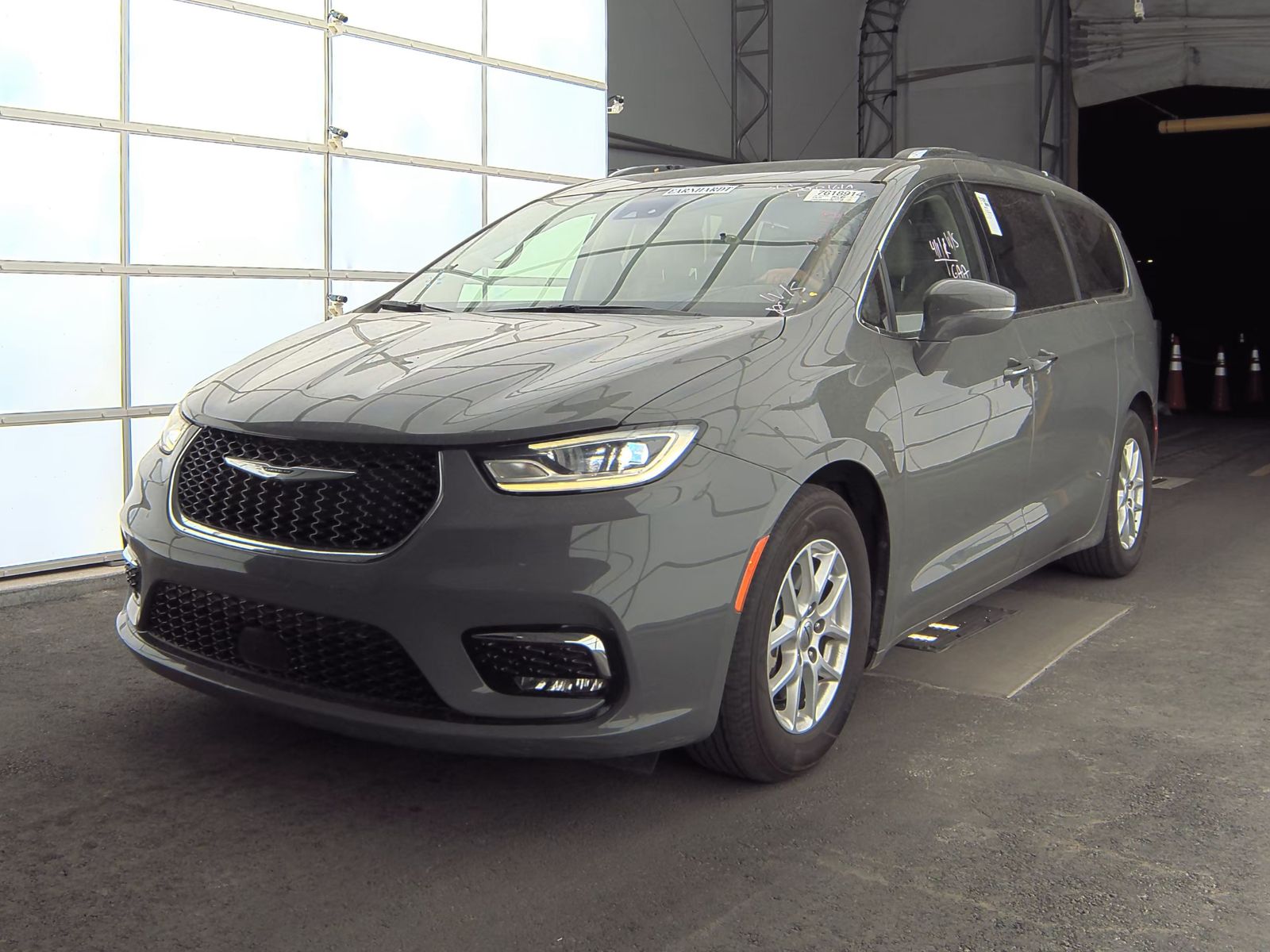 2021 Chrysler Pacifica Touring L FWD