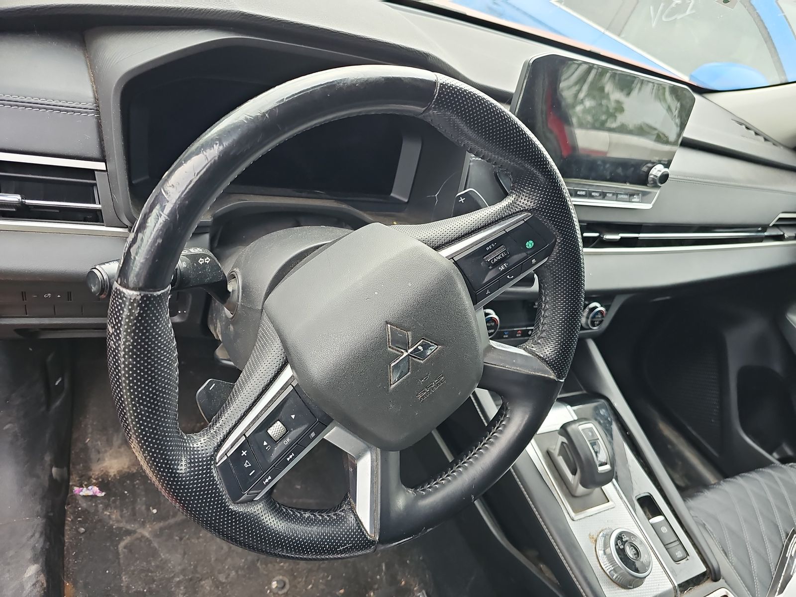 2022 Mitsubishi Outlander SEL FWD