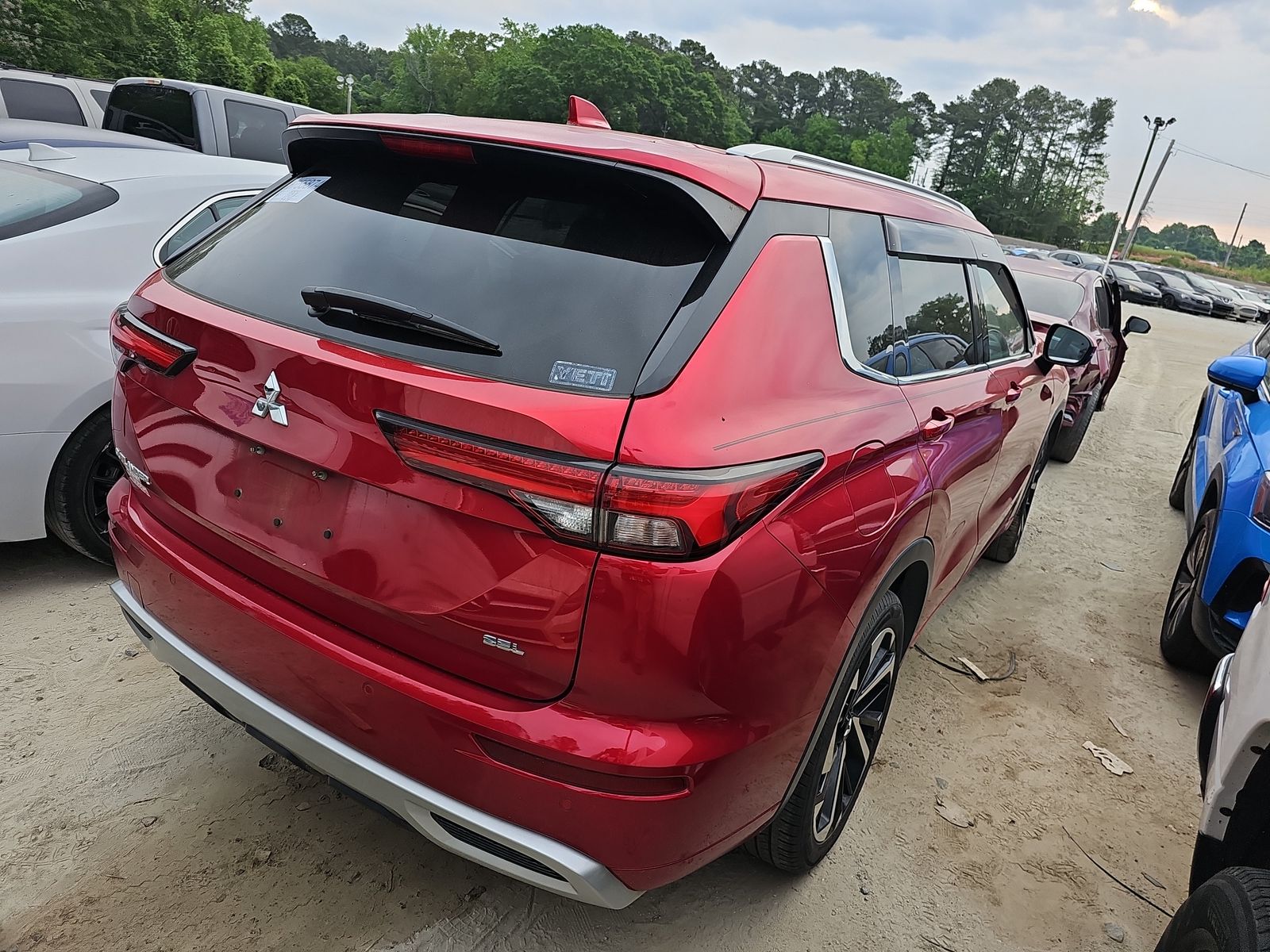 2022 Mitsubishi Outlander SEL FWD