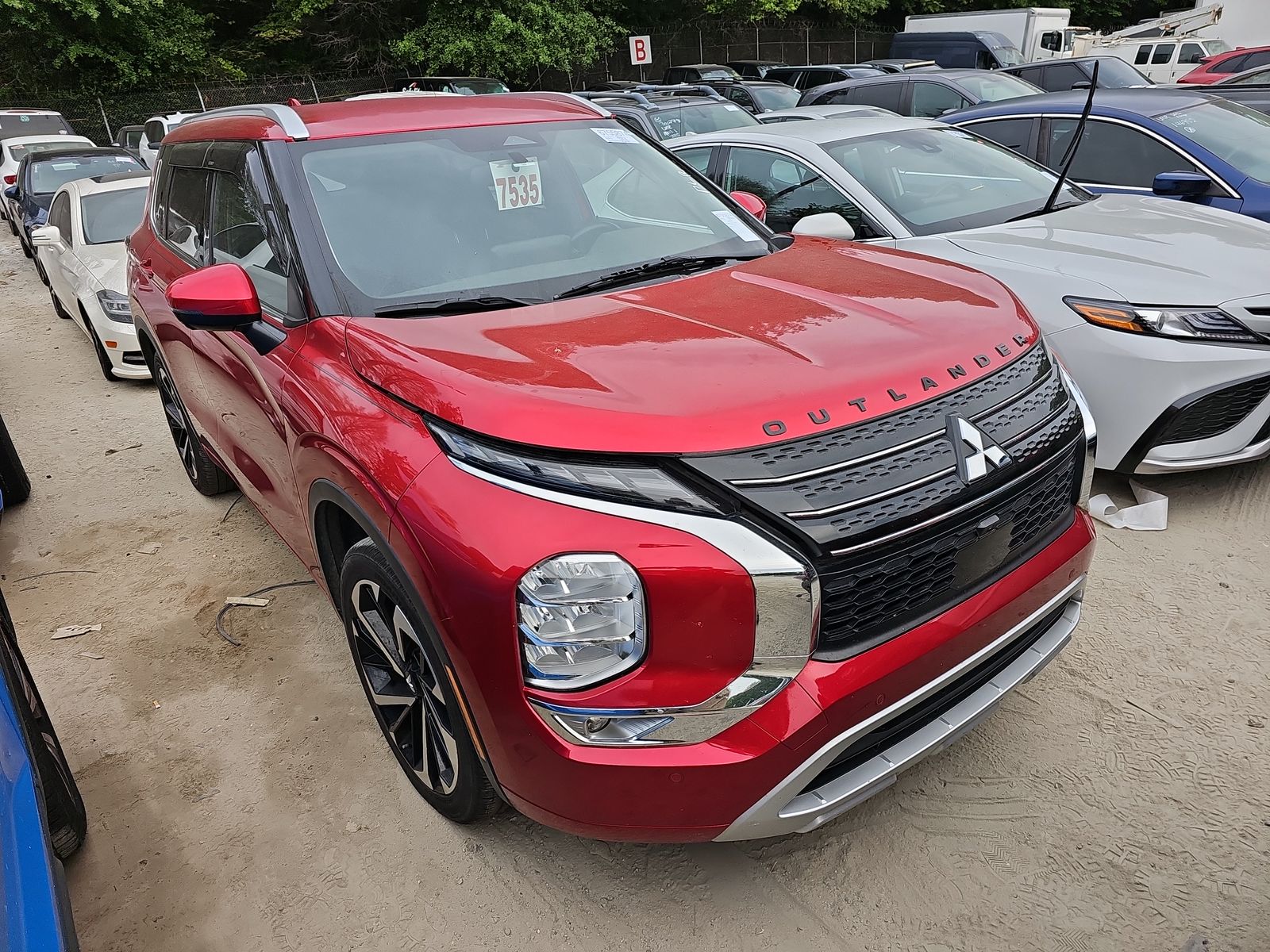 2022 Mitsubishi Outlander SEL FWD