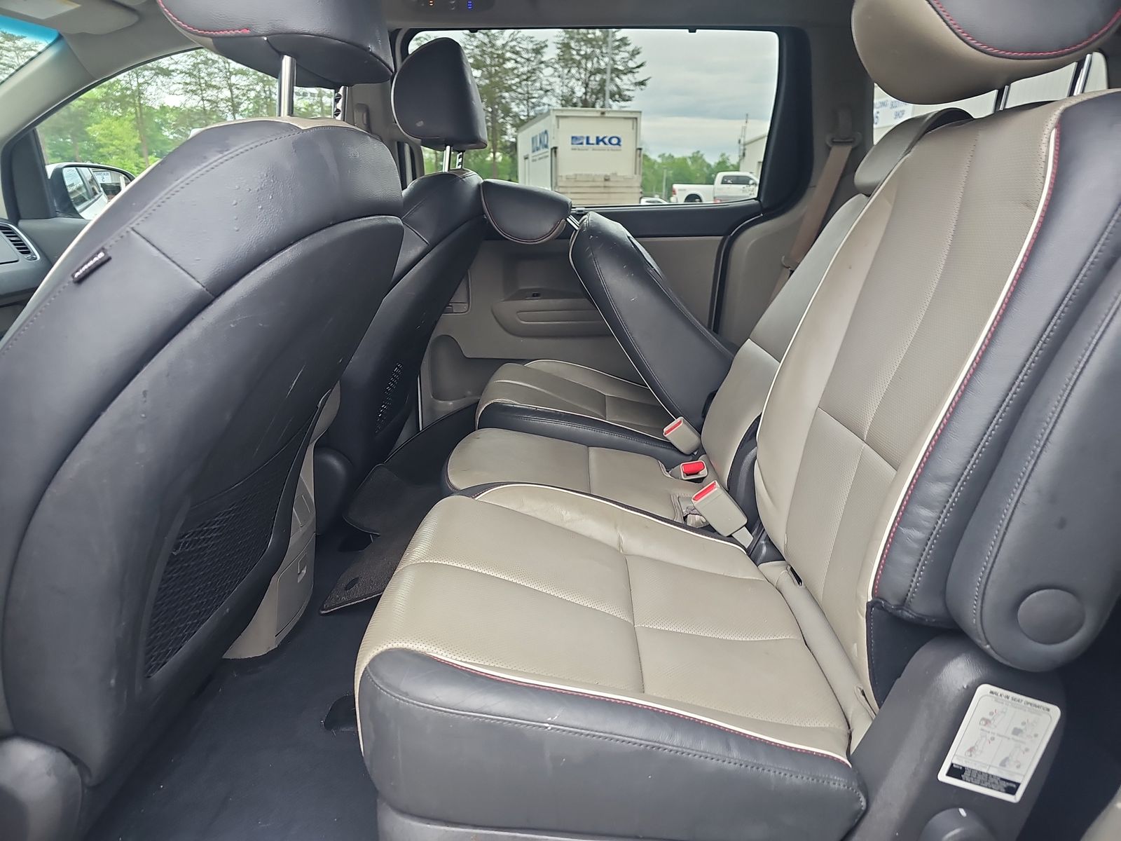 2017 Kia Sedona LX FWD