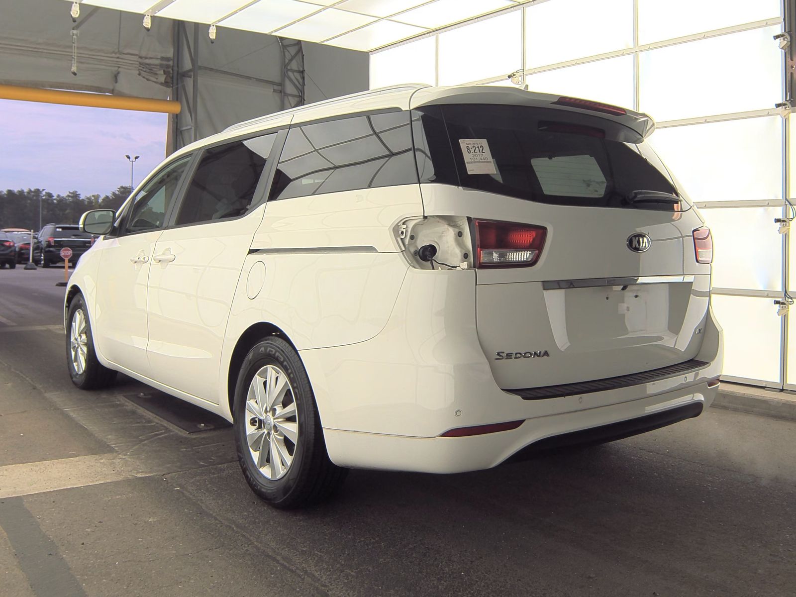 2017 Kia Sedona LX FWD