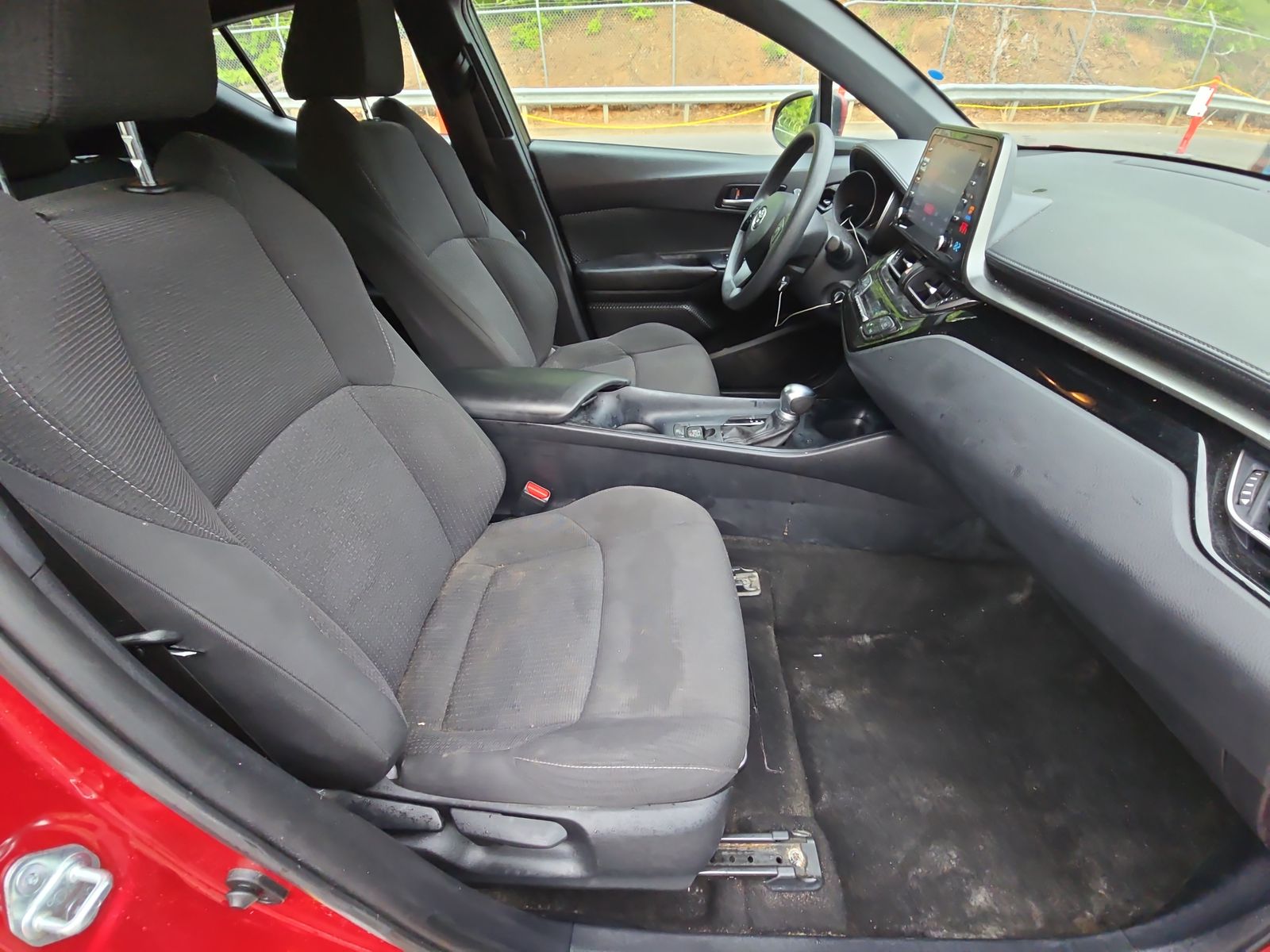 2019 Toyota C-HR LE FWD