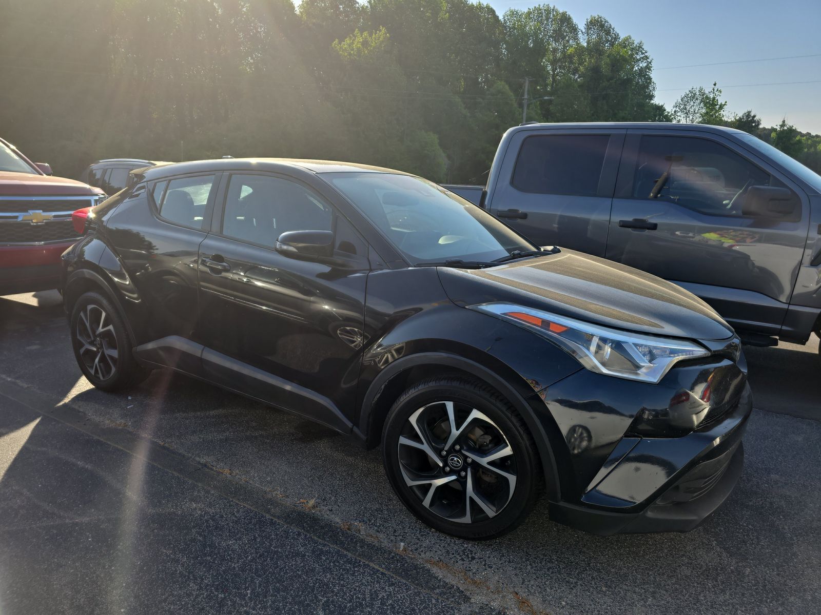 2019 Toyota C-HR XLE FWD