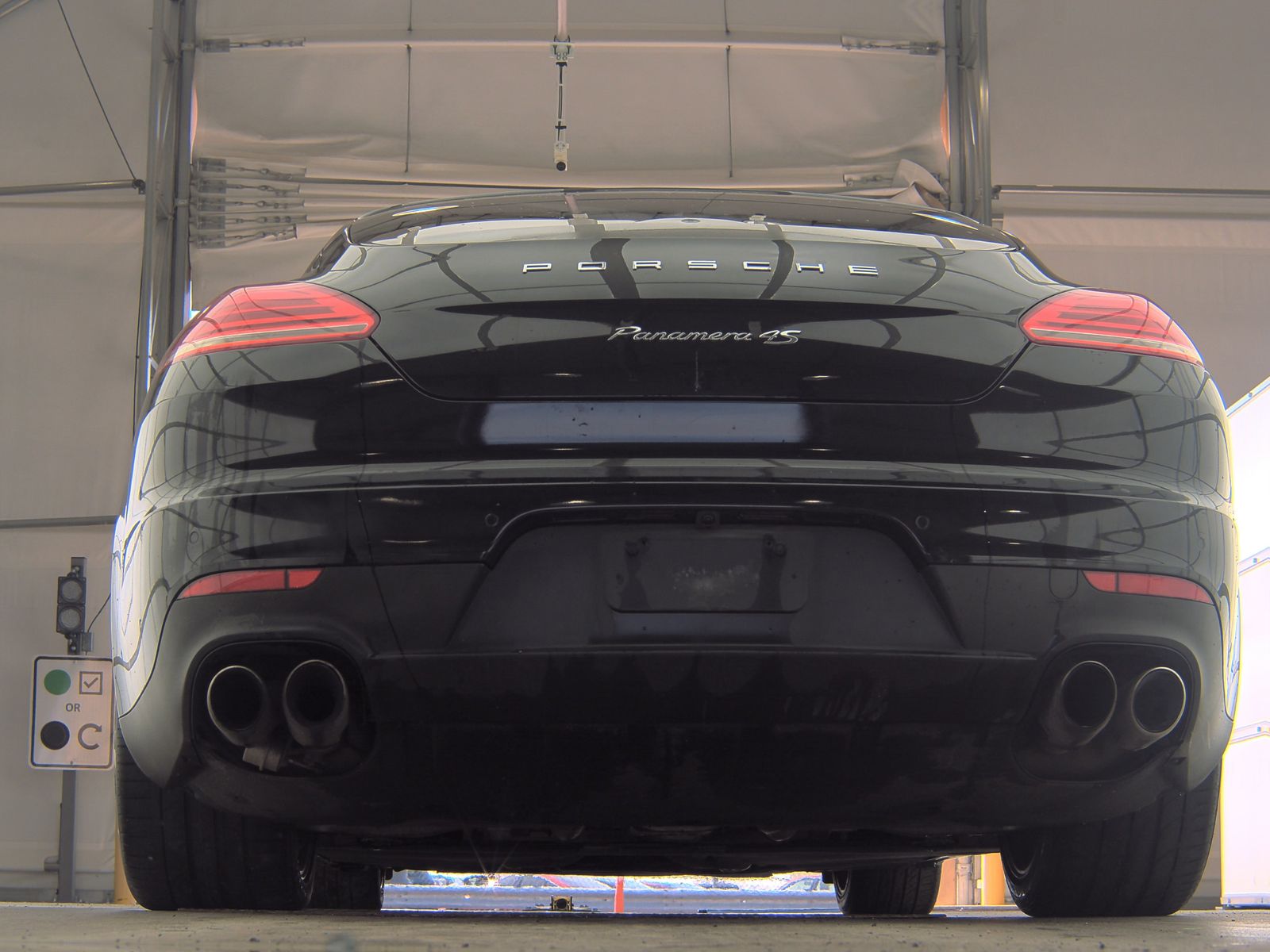 2014 Porsche Panamera 4S Executive AWD