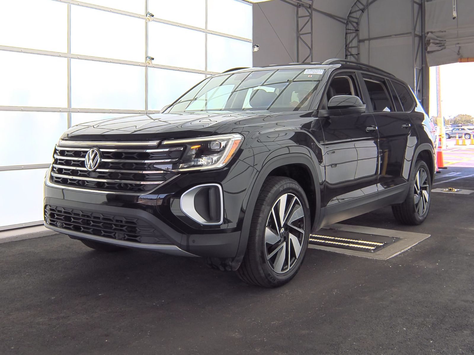 2024 Volkswagen Atlas 2.0T SE FWD