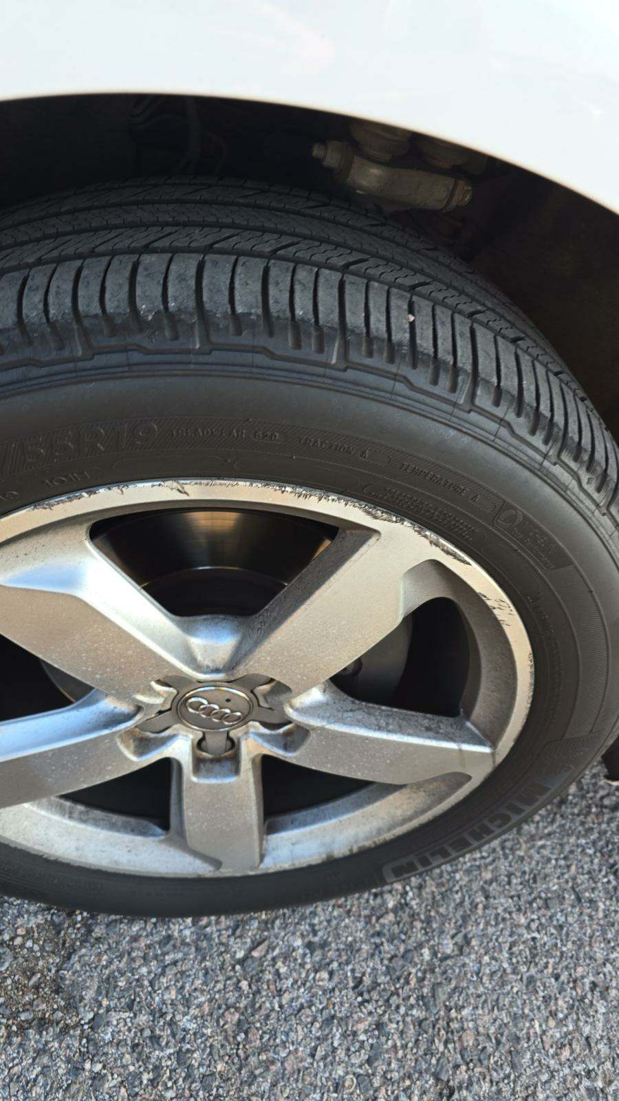 2012 Audi Q5 3.2 Premium Plus AWD