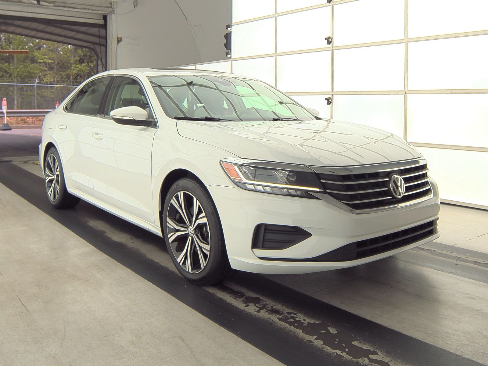 2021 Volkswagen Passat 2.0T SE FWD