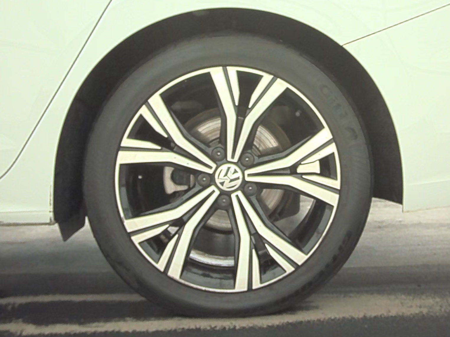 2021 Volkswagen Passat 2.0T SE FWD